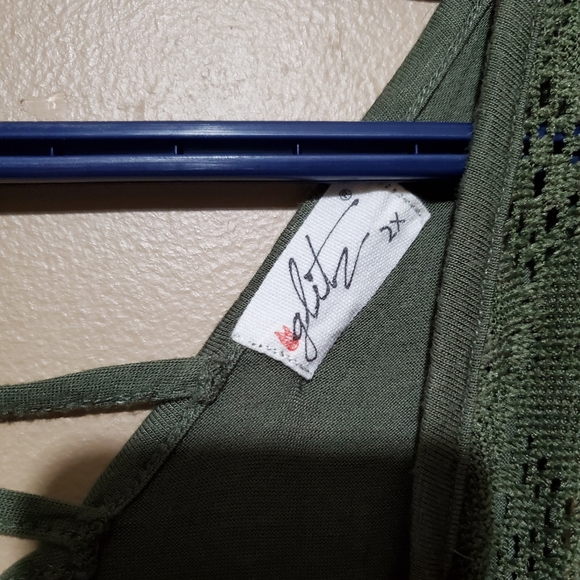 2x Green tank - Picture 3 of 7